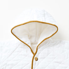 Load image into Gallery viewer, Gauze Baby Hooded Sleeper with Absorbent Cotton [Kyo Wazarashi Mensya]
